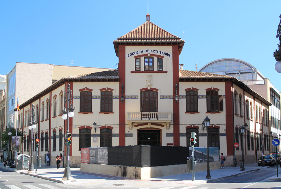 Escuela_de_Artesanos,_Valencia